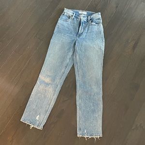 A&F 90’s Straight Ultra High Rise Curve Love Jeans